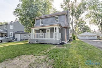 2242 Vaness Dr, Toledo, OH 43615