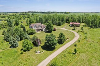 11814 Laramie Ln, Belle Plaine, MN 56011