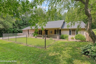 606 Lone Oak Rd, Clarkson, KY 42726