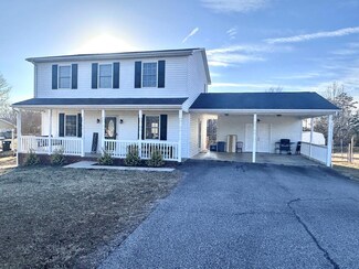 1284 Lawless Creek Rd, Blairs, VA 24527