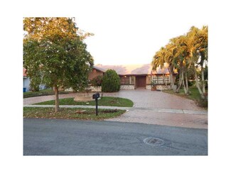 1064 NW 99th Ave, Plantation, FL 33322
