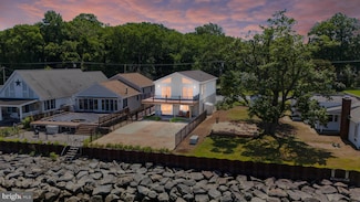 187 N River Dr, Pennsville, NJ 08070