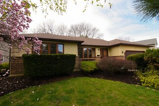 127 Mainsail Dr, Third Lake, IL 60030