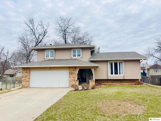 2211 S 161st Cir, Omaha, NE 68130