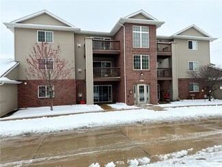 3131 Samuel Ct SW Unit 6, Cedar Rapids, IA 52404