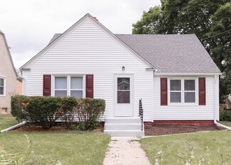 329 Robert Ave, Rockford, IL 61107