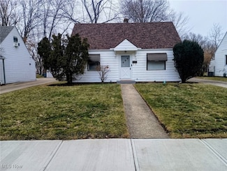 705 E 258th St, Euclid, OH 44132