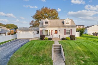 32 Wilson Ave, Johnston, RI 02919