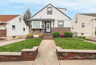 199-35 24th Rd, Flushing, NY 11357
