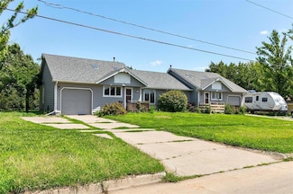 716 SE Magazine Rd, Ankeny, IA 50021