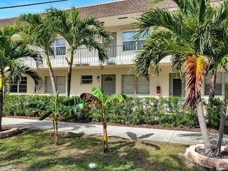230 S Lakeside Dr Unit 2, Lake Worth, FL 33460