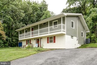 10 Allen Dr, Etters, PA 17319