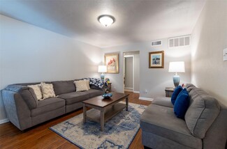 614 Ridgeline Dr, Hurst, TX 76053