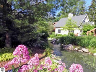 12397 Crystal Mountain Dr Unit 320B, Thompsonville, MI 49683