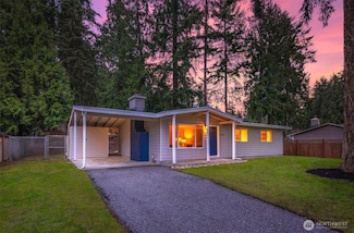 19916 NE 177th St, Woodinville, WA 98077
