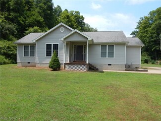 53 Two Mile Rd, Big Spring, WV 26137