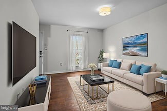 3743 8th St, North Beach, MD 20714