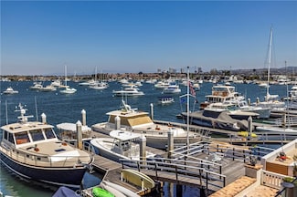 812 W Bay Ave, Newport Beach, CA 92661