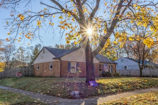 3921 Duke St, Kalamazoo, MI 49008