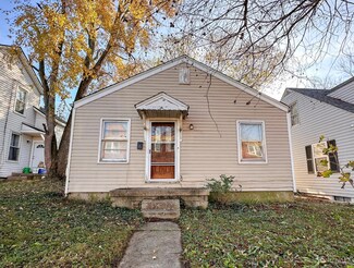 825 Symmes Ave, Hamilton, OH 45015
