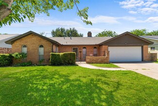2804 Ashbury Dr, Arlington, TX 76015