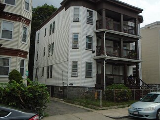 27 Corona St, Dorchester Center, MA 02124