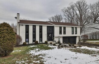 8012 Deershadow Ln, Cincinnati, OH 45242