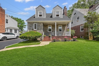 73 Broadway, Valley Stream, NY 11580
