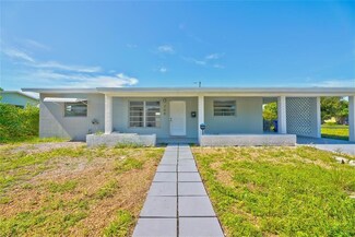700 NE 30th Ct, Pompano Beach, FL 33064