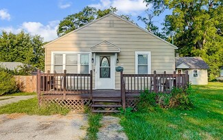 715 N 11th St, Miamisburg, OH 45342