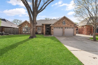 4384 Carolina St, Grand Prairie, TX 75052
