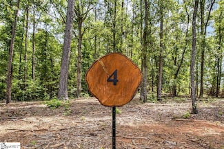 140 Flowing Rock Rd, Honea Path, SC 29654