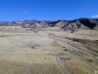 34 1100 E Unit 211, Hyde Park, UT 84318
