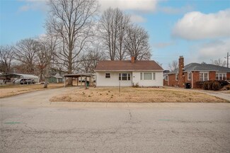 1519 N Charles St, Belleville, IL 62221