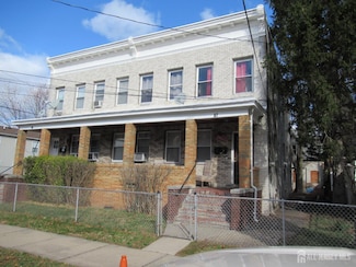 82 Pulaski Ave, Carteret, NJ 07008