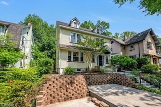 67 Woodland Rd, Bloomfield, NJ 07003