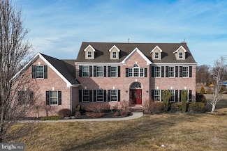 3 Fieldcrest Dr, Elmer, NJ 08318