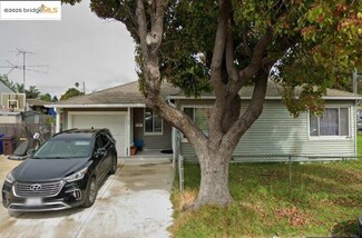 2732 Clarendon Ct, San Pablo, CA 94806