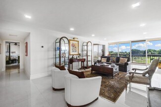 1900 Consulate Place Unit 203, West Palm Beach, FL 33401