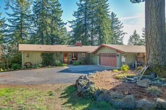10051 SE Eastmont Dr, Damascus, OR 97089