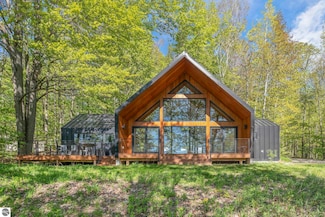 5091 Miles Rd, East Jordan, MI 49727