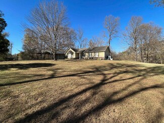 1388 Double Bridges Rd, Munford, TN 38058