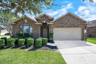 3003 Emily Vista Ln, Fresno, TX 77545