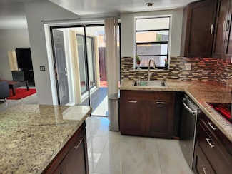 3459 SW 52nd Ave, Hollywood, FL 33023