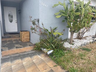 3947 NW 207th Street Rd, Miami Gardens, FL 33055