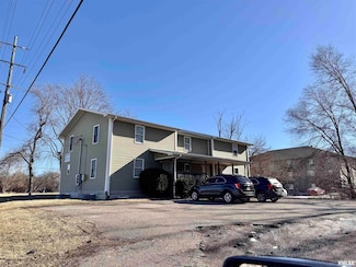 1613 W Adams Rd, Macomb, IL 61455