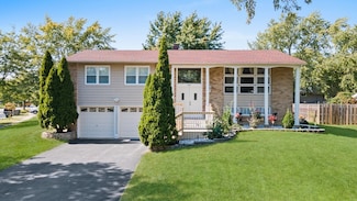 601 Derbyshire Ln, Bolingbrook, IL 60440