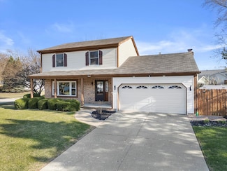 913 French Dr, Mundelein, IL 60060