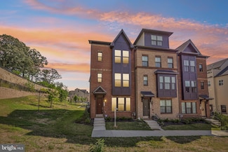 7355 Mountaineer Dr, Hybla Valley, VA 22306