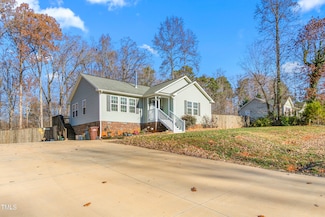 5935 Andover Dr, Graham, NC 27253